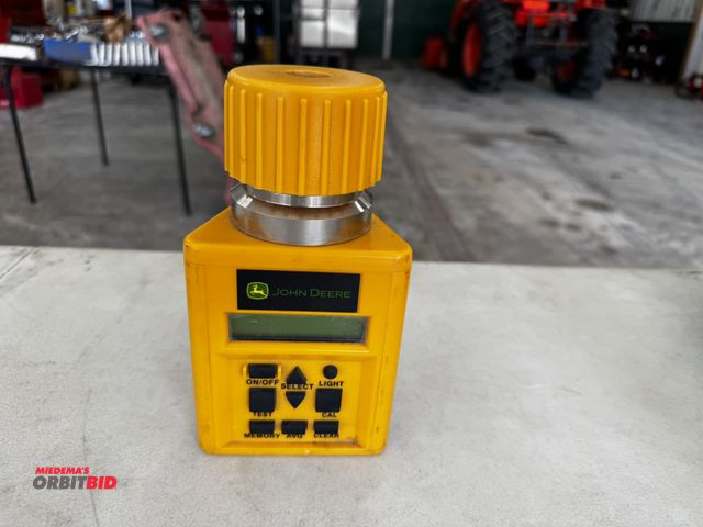 Lot 1-6897 - (1) John Deere Moisture Chek Plus, model SW08120, moisture checker, in working condition.