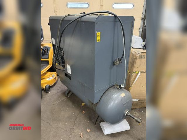 Lot 1-10988 - (1) 2012 Atlas-Copco, model GXFF, rotary screw air compressor, 5 HP, 125 PSI, analog control, built ...