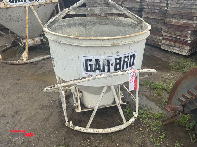 Lot 1-19721 - (1) 2009 Gar-Bro Equipment, Item #413-R, concrete chute bucket, max. gross weight 3,400 lbs., S/N 28...