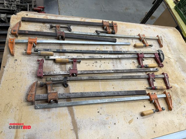 Lot 1-16265 - (6) 24", and (3) 20" bar clamps with screw type adjustment.