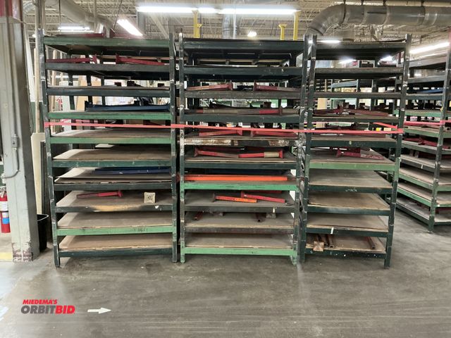 Orbitbid.com - Lot 1-17706 - Stackable (50) stackable steel racks ...