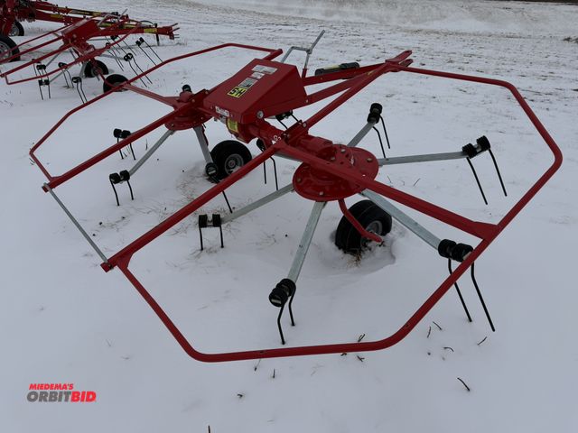 Lot 1-11723 - (1) new H &amp; S G2 LP hay tedder, 9' wide.