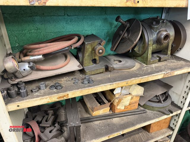 Lot 1-18562 - Lot including (1) 8" 3-jaw chuck with indexing tool, and miscellaneous other shelf contents.