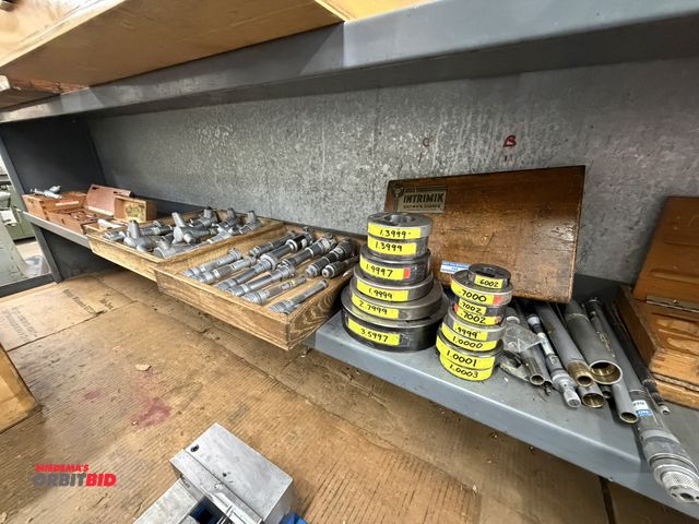 Lot 1-1696 - Large lot of 3 pt. internal micrometers.