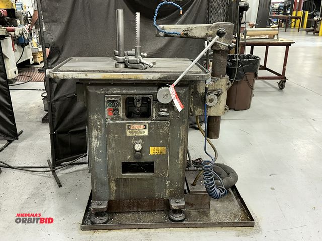 Lot 1-19116 - (1) Hansford/Davis, model 15, automatic key seater, 20" x 31" T-slotted table, 4.5" stroke, 2 HP mot...