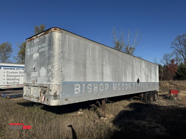 Lot 1-7070 - 1972 Fruehauf DRY VAN Semi-Trailer **REMOVED FROM AUCTION PER SELLER**
(1) approx. 42' tandem axle d...