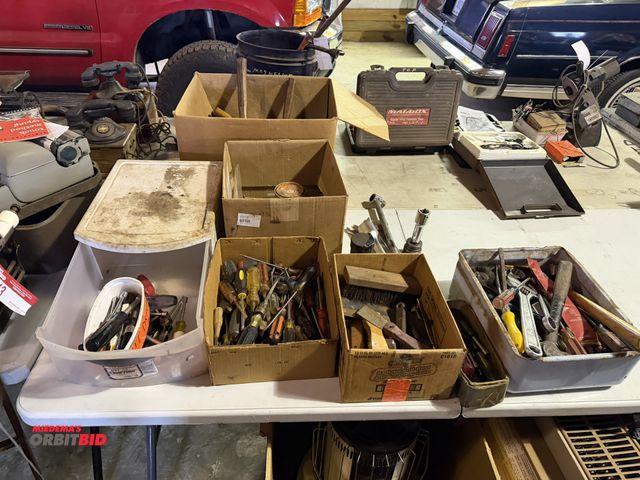 Lot 1-12314 - Large lot of assorted hand tools, includes sockets, wrenches, screwdrivers, nut drivers, brushes, an...