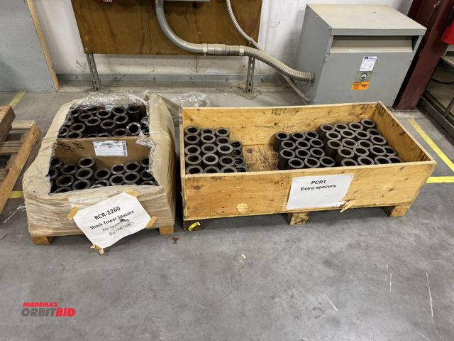 Lot 1-19470 - Large lot of PCRT spacers.