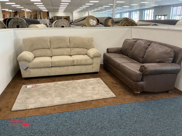 Lot 1-17194 - Signiture Desighn Ashely Couch 81” x 37”. A Leather couch. 86” x 33” . A rug 71” x 42”