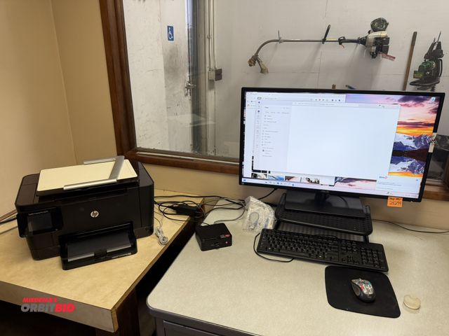 Lot 1-15535 - (1) Aperion BeeLink AMD computer with Ryzen 5000 Series, and Radeon Graphics Card, includes ASUS 32"...