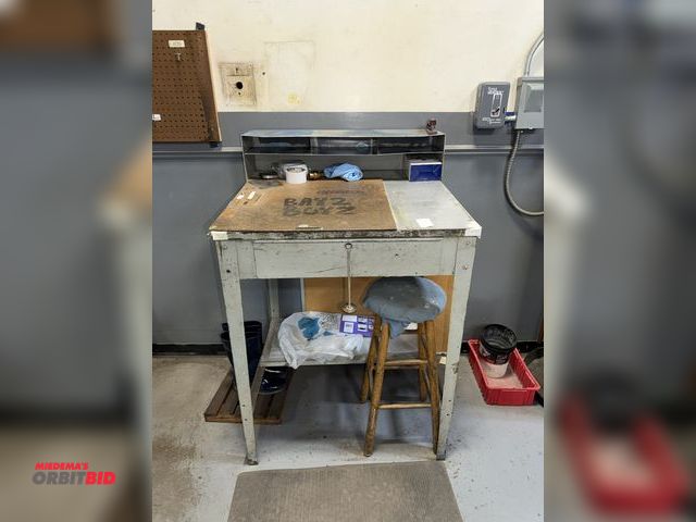 Lot 1-18913 - (1) steel foreman's shipping desk.