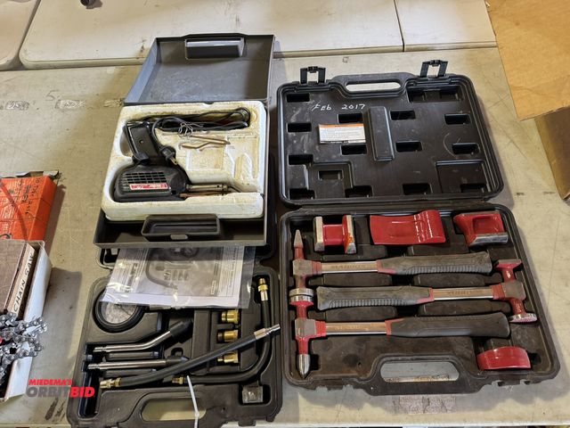 Lot 1-12267 - Lot of assorted items, includes Pittsburgh compression test kit, Maddox body and fender set, and Wel...