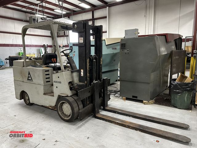Lot 1-19522 - (1) Allis-Chalmers, model ACC 100R L PS, 10,000 lb. capacity propane powered forklift, S/N ABR523790...