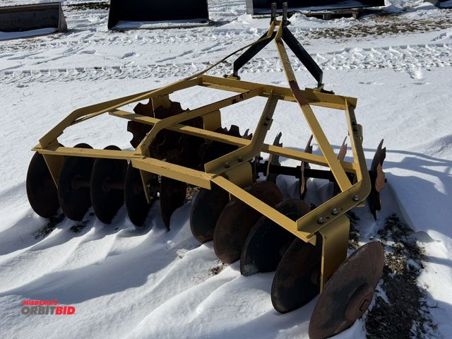 Lot 1-11598 - (1) 6' wide disc, 3 point hitch mount.