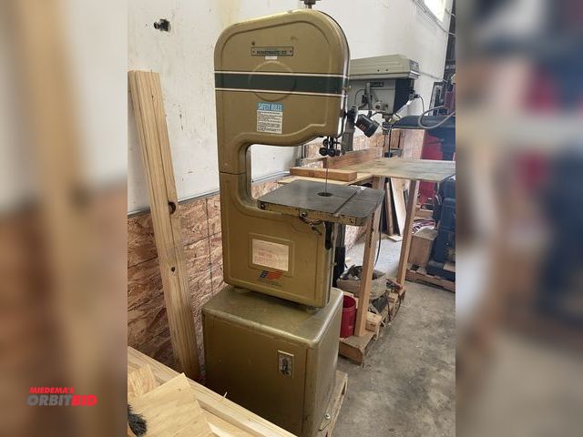 Lot 1-18910 - (1) Powermatic vertical band saw, model 141, S/N 8341020, 120V, 15" x 15" table area, does not inclu...