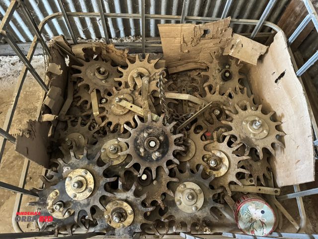 Lot 1-18102 - (1) 16-rows of Martin spiked closing wheels and drag chains.
