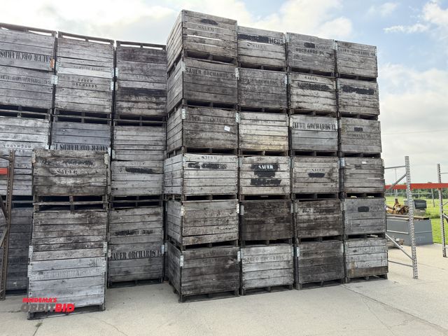 Lot 1-102612 - (100) Wooden apple crates, 48" x 40"