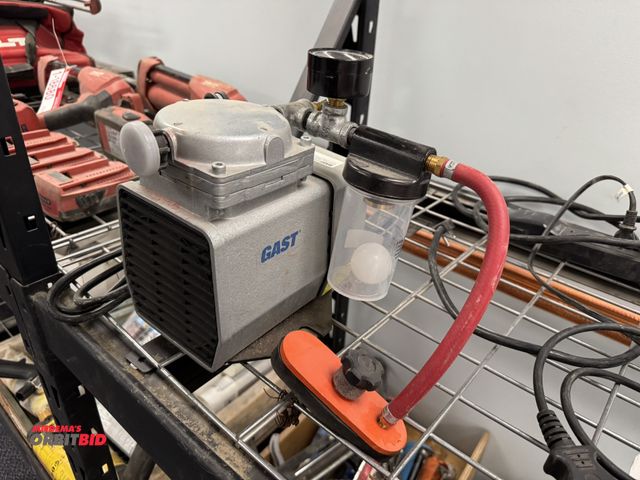 Lot 1-18681 - (1) Gast vacuum pump, model DOA-V820A-AA, 120V.