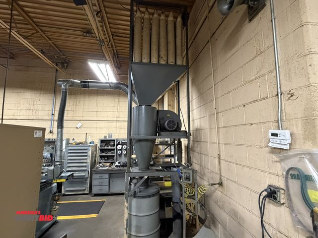 Lot 1-10998 - (1) Dust Kop, model 30T31-D1, dust collector, with approx. 5 HP blower, 30" x 41" x 48", (24) 6" dia...