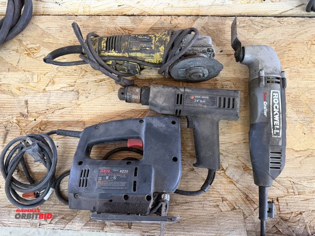 Lot 1-1318 - Lot of assorted used power tools, includes (1) Black &amp; Decker single speed, 3/8" drill, (1) Skil...