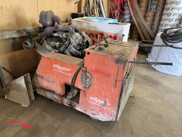 Lot 1-14203 - (1) Clipper walk-behind, gas powered concrete saw, Wisconsin Robin 4-cylinder gas engine, 24" diamet...