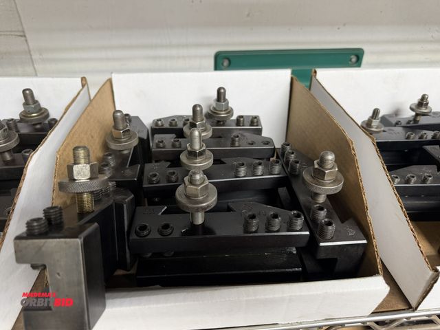 Lot 1-6302 - Lot of (7) Aloris CA-131 lathe tool holders.