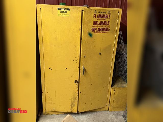 Lot 1-3015 - 1 Justrite model 25450, 45 gallon flammable liquids safety storage cabinet.