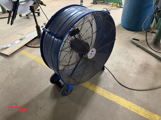 Lot 1-18510 - (1) Pro Standard 28" floor fan, 2-speed, in working condition.