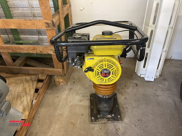 Lot 1-6167 - (1) Valakaz, model R-90, tamping rammer, 6.5 HP gas engine, 11 3/4" x 13" plate, engine pulls throug...
