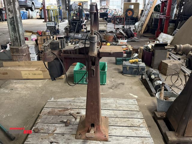 Lot 1-1162 - (1) vintage Star Machine and Tool Company, #35, brake pad riveting machine with foot control.