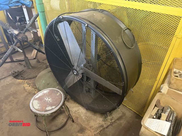 Lot 1-18736 - Lot including (1) Lakewood, 120V, single phase, 43" diameter air mover fan, and (1) free-standing sh...