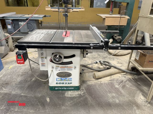 Lot 1-16417 - (1) 2017 Grizzly, model G0833P, Polar Bear Series 10" hybrid table saw with Grizzly industrial rip f...