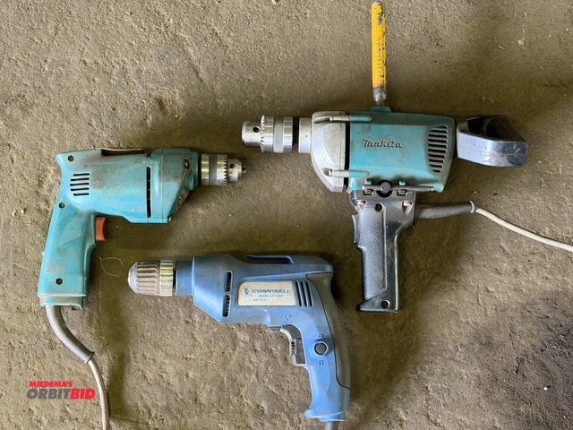 Lot 1-18195 - (1) 3/8" reversable, 120V electric drill with 3/8" keyless chuck, (1) Makita, model 6013B, 15V, 13mm...