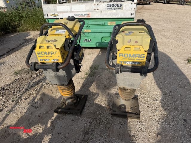 Lot 1-9541 - (2) 2012 Bomag BT 60/4 vibratory tamper jumping jacks, with a Honda GX120 gas engine, 11" x 13" pad,...