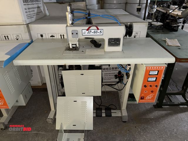 Lot 1-4801 - (1) JP-60-S Ultrasonic lace sewing machine with power table, 3 phase, unit has electrical issues, no...