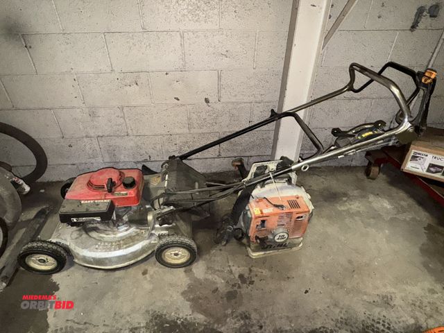 Lot 1-18170 - (1) Honda Easy Start self-propelled lawn mower with a Stihl BR400 gas powered backpack blower.