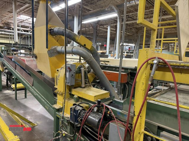 Lot 1-17142 - (1) Mid Oregon Industries scrap saw, includes 16' x 8" wide infeed conveyor, New London, approx. 16'...