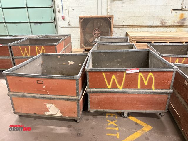Lot 1-7493 - Lot Of (4) Material Carts