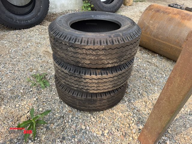 Lot 1-18252 - Lot of (3) new Power King 9.50-16.5 tires, 10P.R.