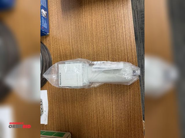 Lot 1-15688 - (1) new Aventics, model 8653AFEM6HA000N, pneumatic regulator.