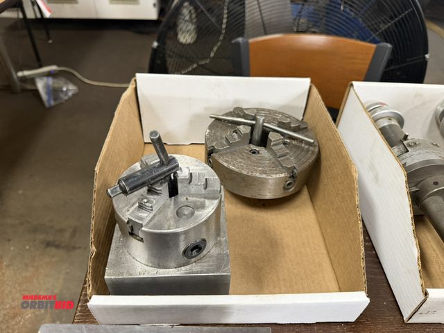 Lot 1-12371 - (1) 6", 4-jaw chuck, and (1) 4", 4-jaw chuck.