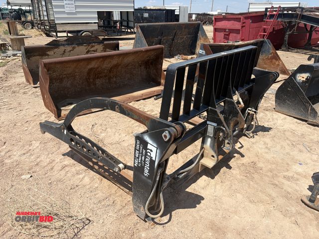 Lot 1-18311 - (1) JLG universal forklift / telehandler fork attachment, model 100142247, 48" long x 6" wide forks