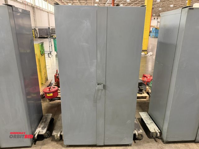 Lot 1-5536 - (1) 38" width x 70.5" height x 24" depth heavy duty steel storage cabinet with 4 adjustable height s...