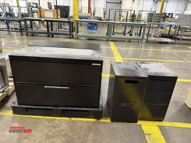 Lot 1-5157 - Lot including (2) 42" width x 26.5" height x 20" depth, 2-drawer steel lateral file cabinets, and (2...