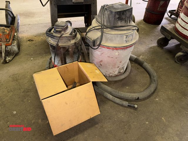 Lot 1-18136 - (1) Craftsman 16-gallon capacity wet/dry vac, and (1) Master Mechanic approx. 6-gallon capacity, 1 p...