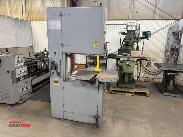 Lot 1-15252 - (1) 1956 Grob, model NS24, vertical band saw, 24" throat, 24" x 28" tilting table, 12" max thickness...