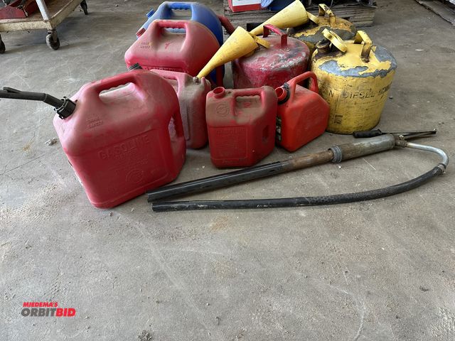 Lot 1-14140 - Large lot of assorted fuel cans (9 cans total, some missing lids), and (1) 55 gallon drum pump.