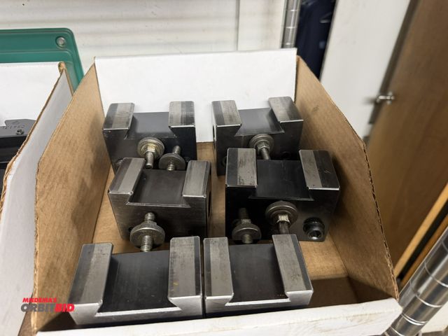 Lot 1-6304 - Lot of (6) quick change, heavy duty boring bar holders for lathe, 3 are CXA41, 3 are CXA4.