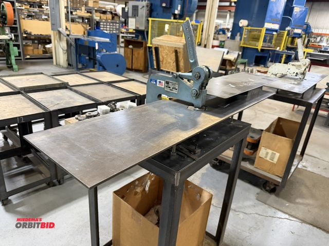 Lot 1-18969 - (1) Roper Whitney Pexto, model 17, 5-ton soft steel punch, mounted on rolling cart with assorted pun...