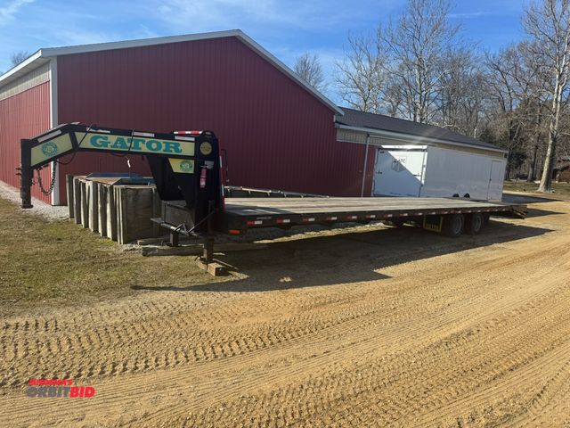 Lot 1-2041 - 2020 Gator Made 35' Load Deck Trailer